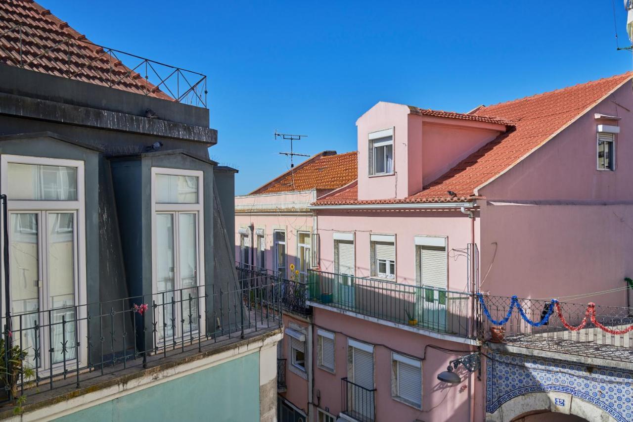 Aesthetic Riverview Apartment In Historical 리스본 외부 사진